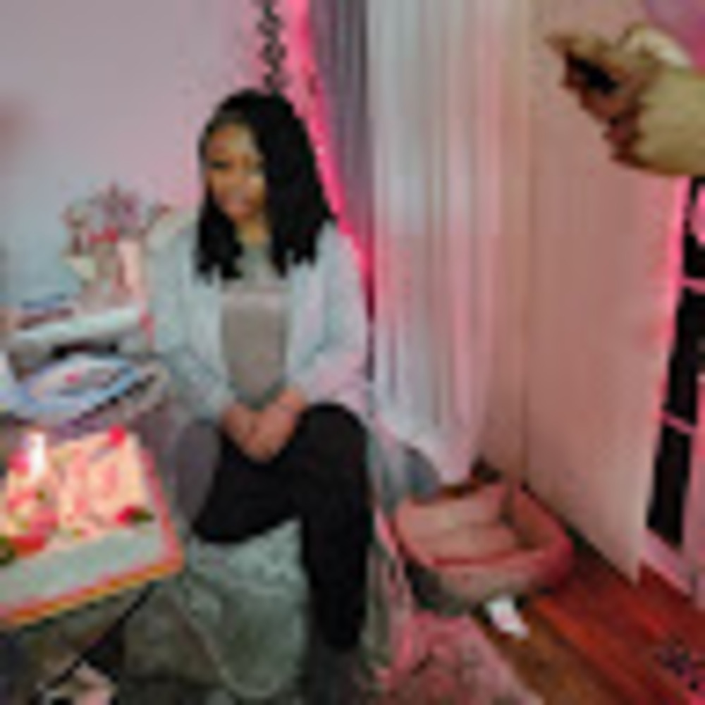 Meet your Posher, Tyshedia